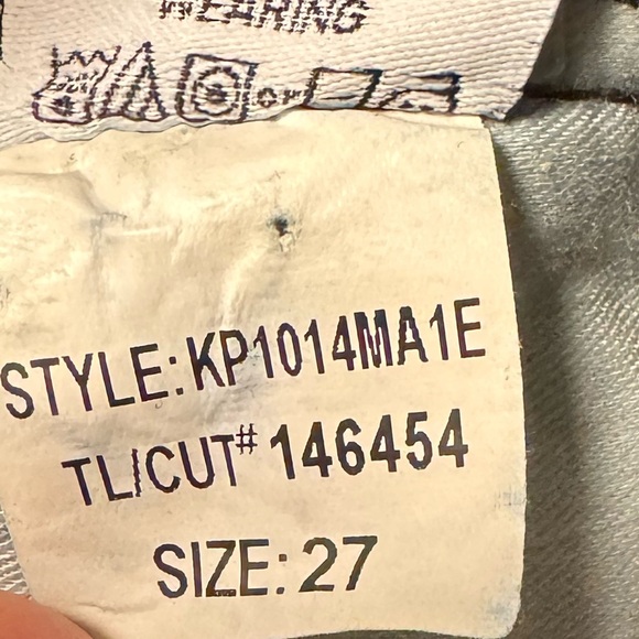 Evereve EVER Straight Jean - Picture 10 of 10